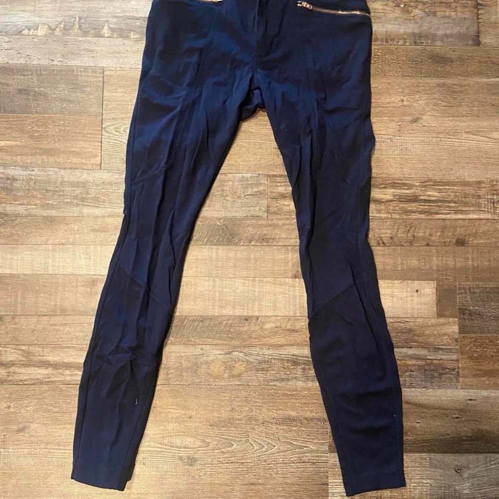 Navy Blue Leggings with Zipper Accents